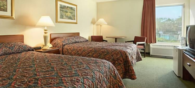 卢林华美达酒店(Ramada by Wyndham Luling)图片