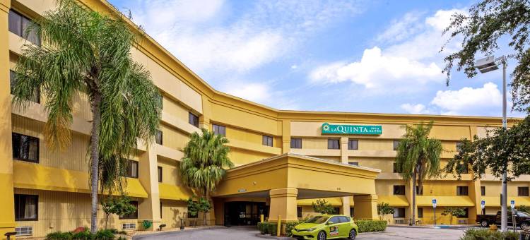 迈阿密机场东拉昆塔温德姆套房酒店(La Quinta Inn & Suites by Wyndham Miami Airport East)图片