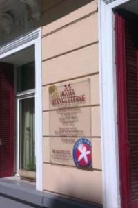 Hotels Near Atelier Popeline Salon De Provence Trip Com