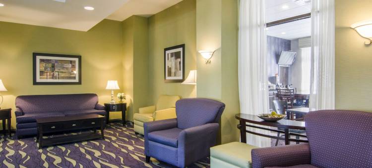 哈利森凯隆波因特酒店(Clarion Pointe Harrisonburg)图片