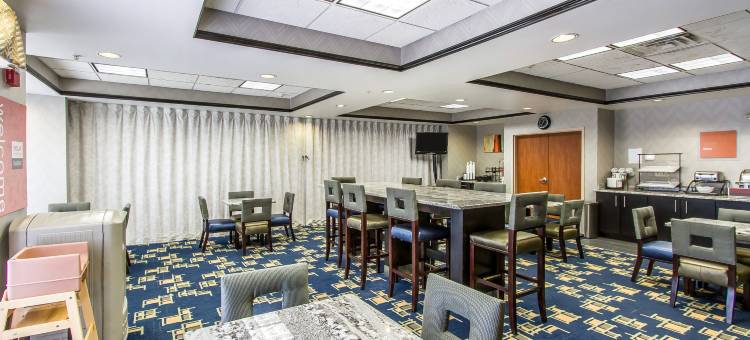 保罗斯瓦利西提莱克舒适套房酒店(Comfort Inn & Suites Pauls Valley - City Lake)图片