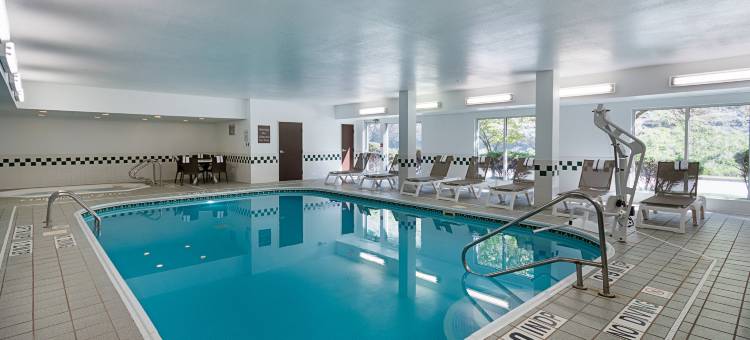 巴伯斯维尔舒适酒店-近亨廷顿购物中心区(Comfort Inn Barboursville Near Huntington Mall Area)图片