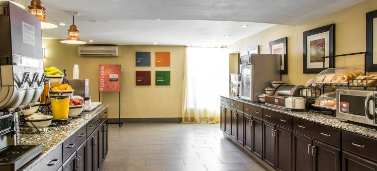 舒适套房酒店-东哈特福德(Comfort Inn & Suites East Hartford - Hartford)图片