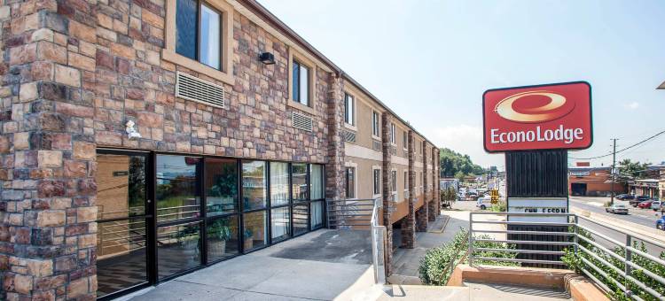泽西市温德姆戴斯酒店(Days Inn by Wyndham Jersey City / NYC Area)图片