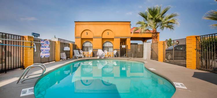 雷丁I-5附近凯艺酒店(Quality Inn Redding Near I-5)图片