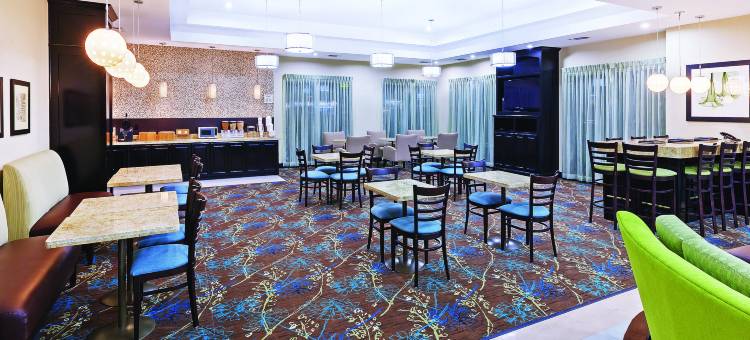 马歇尔拉昆塔温德姆套房酒店(La Quinta Inn & Suites by Wyndham Marshall)图片