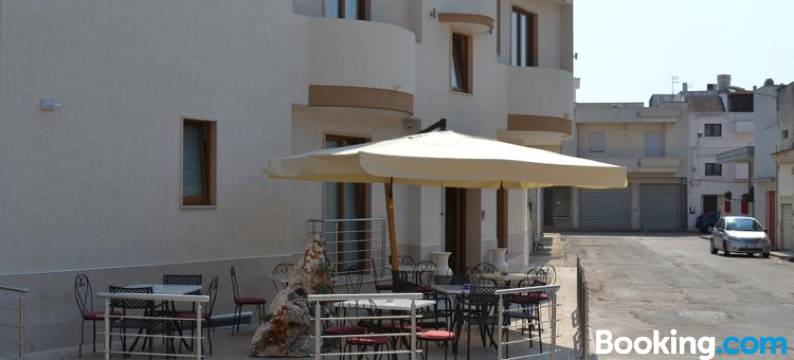 科普拉罗萨马里耶纳家庭旅馆(B&B Marilena Coppularossa)图片