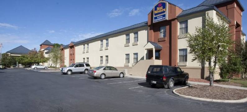 伯特纳克里德穆尔贝斯特韦斯特酒店(Best Western Butner Creedmoor Inn)图片