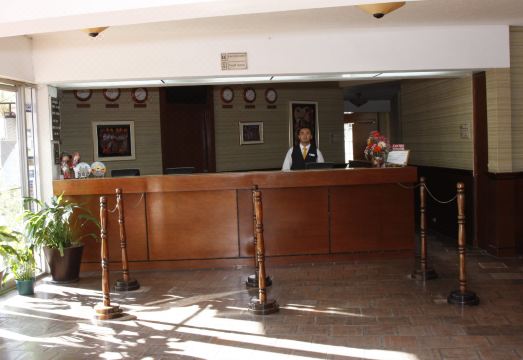 Porta Hotel del LagoHotel Overview