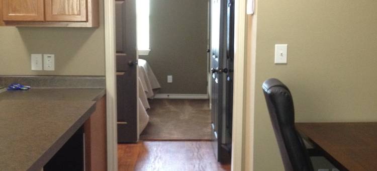 德克萨斯三河鹰巢酒店 - 温德姆旅屋(Eagle's Den Three Rivers Texas a Travelodge by Wyndham)图片