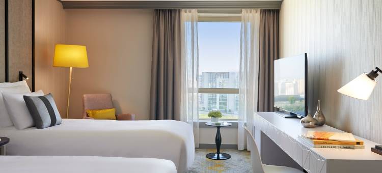 巴黎拉德芳斯万丽酒店(Renaissance Paris la Defense Hotel)图片