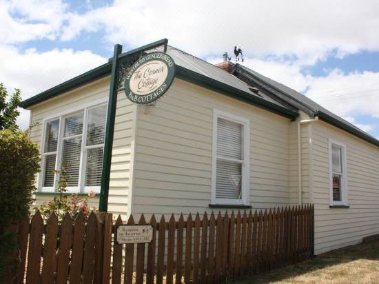 Westbury Gingerbread Cottages Hotel Reviews And Room Rates Trip Com