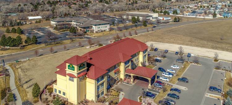 洛夫兰/埃斯特斯公园的拉昆塔温德姆酒店套房，由温德姆提供(La Quinta Inn & Suites by Wyndham Loveland/Estes Park)图片