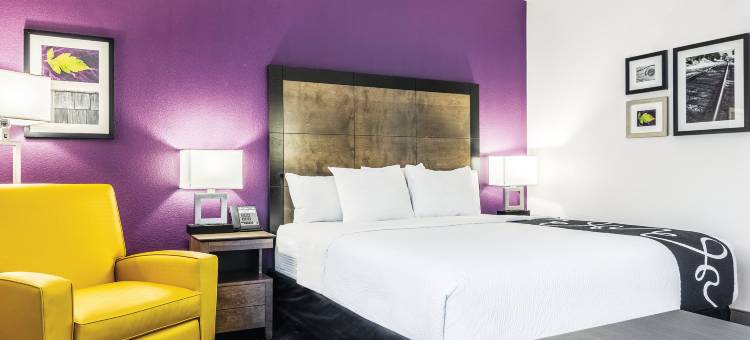 什里夫波特机场拉昆塔温德姆套房酒店(La Quinta Inn & Suites by Wyndham Shreveport Airport)图片