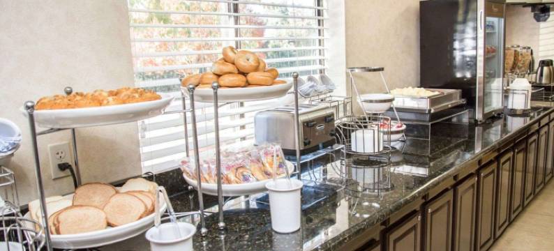 大学广场舒眠酒店(Sleep Inn University Place)图片