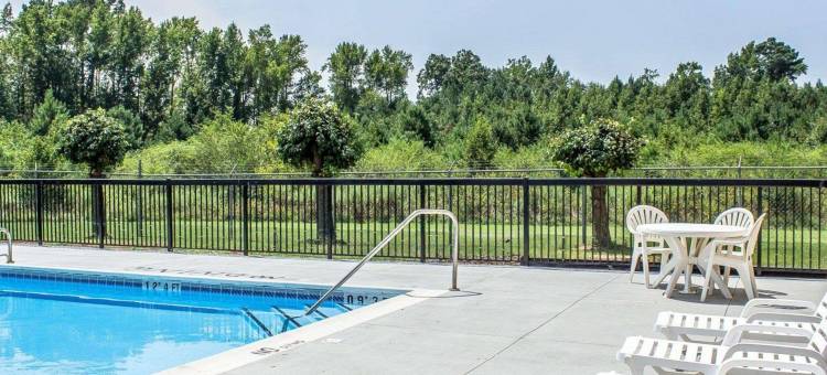 舒适酒店-近邓恩I-95(Comfort Inn Dunn Near I-95)图片