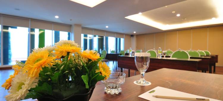 克拉马特麦克松酒店(MaxoneHotels.Com at Kramat)图片