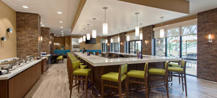 假日酒店钻石吧波莫纳 - IHG 旗下酒店(Holiday Inn Diamond Bar - Pomona)图片