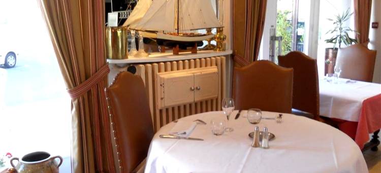 布列塔尼之家酒店(Hôtel de Bretagne Dol Centre Ville - Hotel et Restaurant)图片