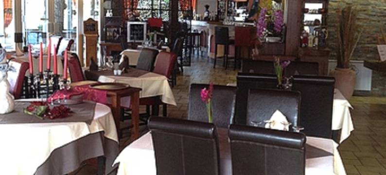 勒拉克酒店(Logis Hotel le Lac)图片