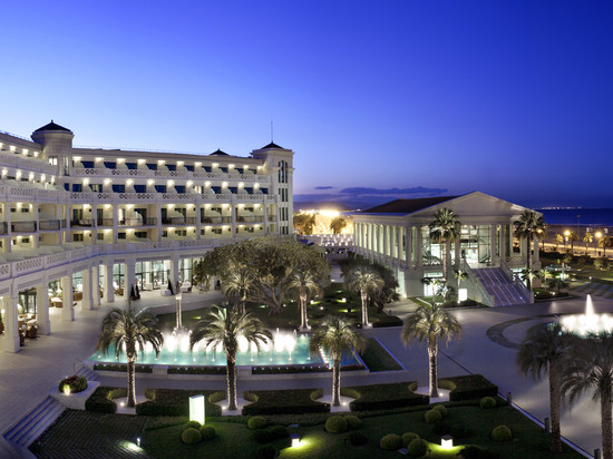 拉斯阿雷纳斯巴尔内里奥度假村