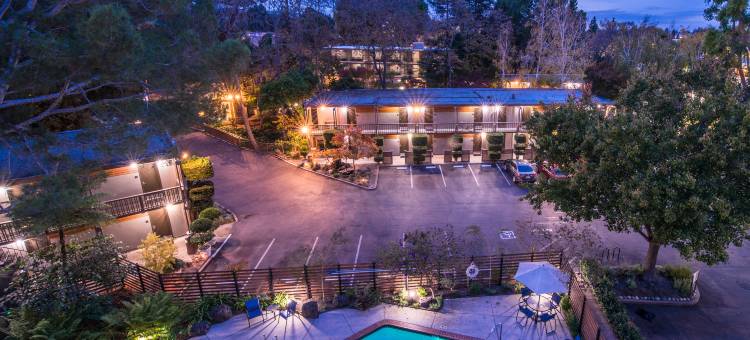 克里克塞德旅馆(Creekside Inn)图片