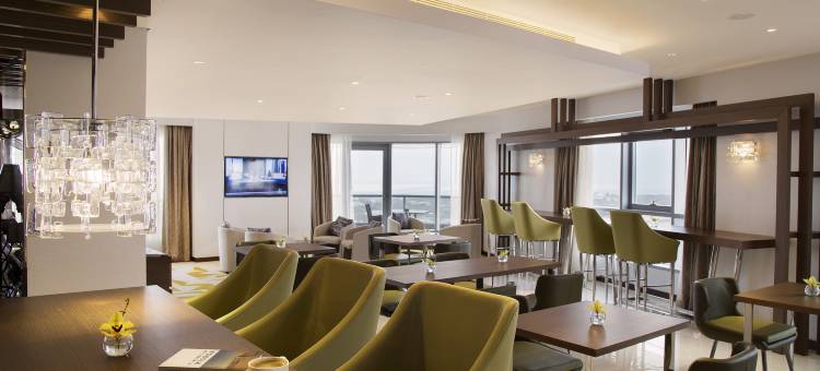珍珠罗塔纳首都中心酒店(Pearl Rotana Capital Centre)图片