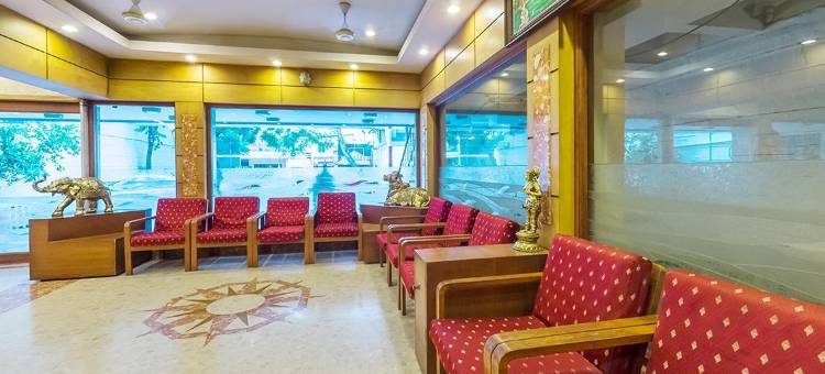 拉亚酒店(Hotel Raya's)图片