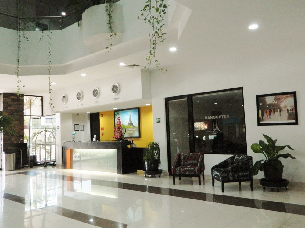 Paris FC Hotel Over view