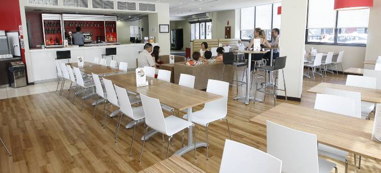 瓦伦西亚机场旅屋酒店(Travelodge Valencia Aeropuerto)图片