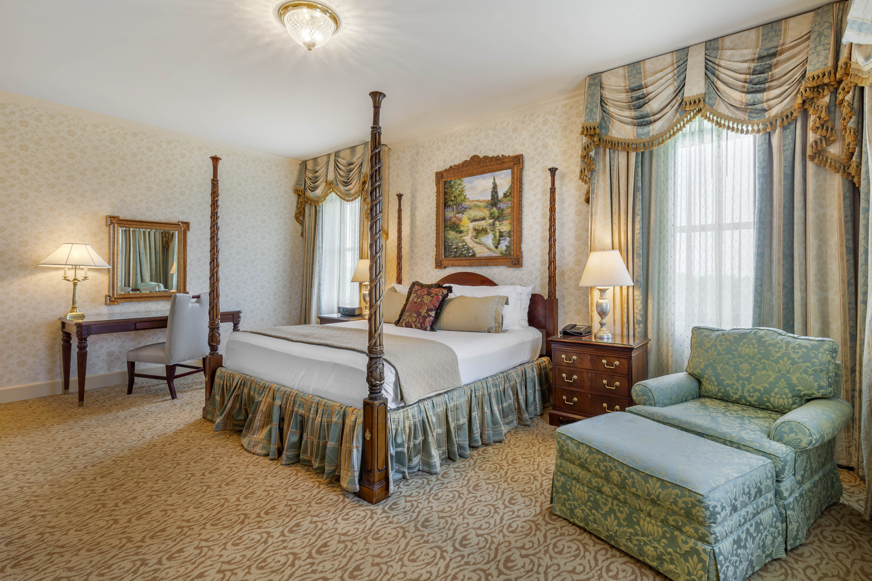 Omni Shoreham HotelOver view