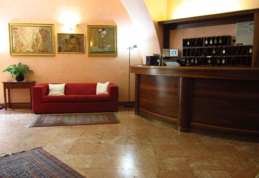 Albergo Cappello e Cadore Hotel Overview