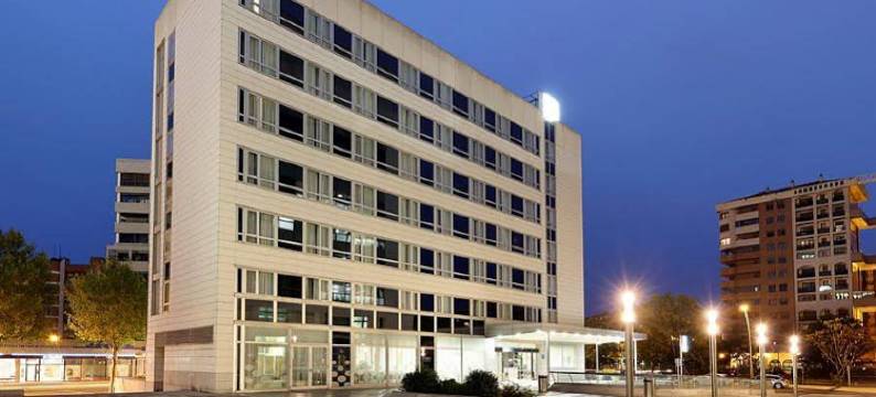 AH Agora World Trade Center图片