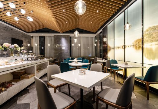 Atour Hotel Hangzhou Qianjiang New City Qianjiang RoadHotel Overview