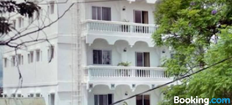 一家酒店(A l'Hotel)图片