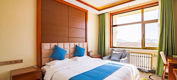 多伦京北草原天湖假日酒店图片