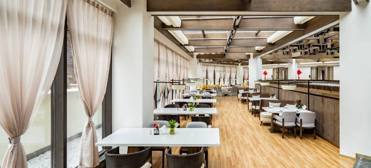 理县古尔沟温泉山庄图片