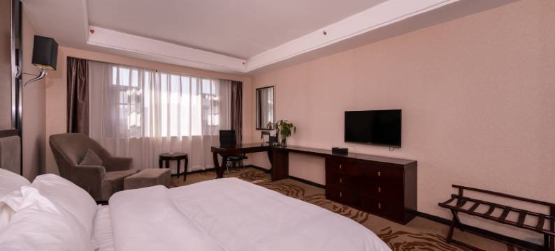 陕西华浮宫酒店(未央湖公园店)图片