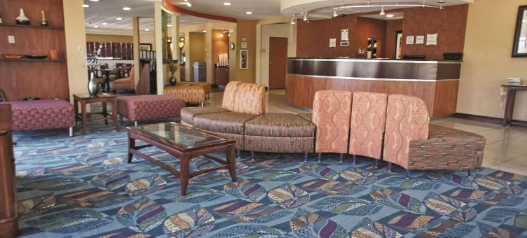 爱德蒙得拉昆塔温德姆套房酒店(La Quinta Inn & Suites by Wyndham Edmond)图片