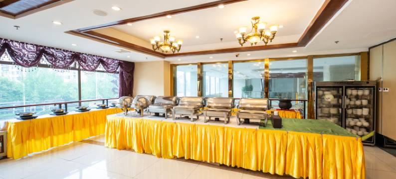 隆源大酒店(马鞍山师范学院蒙牛工业园店 )图片