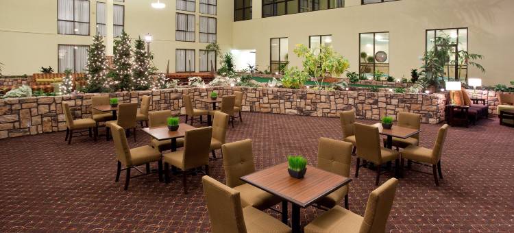 温德姆华美达广场谢里登酒店及会议中心(Ramada Plaza by Wyndham Sheridan Hotel & Convention Center)图片