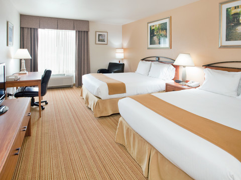 舒适酒店及套房西北密尔沃基