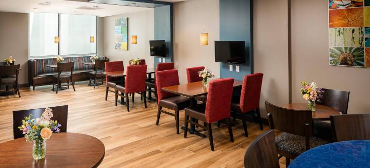 圣迭戈市中心TownePlace Suites酒店(TownePlace Suites San Diego Downtown)图片