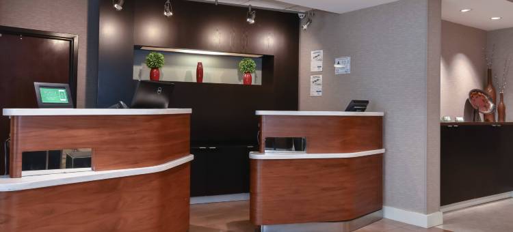 夏洛特诺曼湖万怡酒店(Courtyard Charlotte Lake Norman)图片