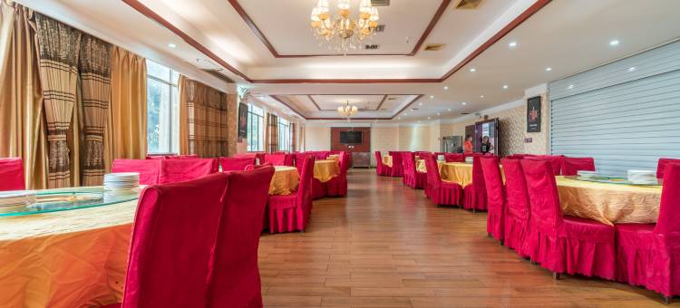 喀斯特国际大酒店(环江大桥店)图片