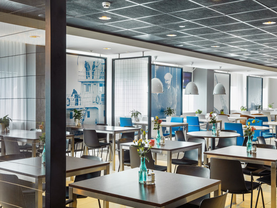 鹿特丹中央车站智选假日酒店