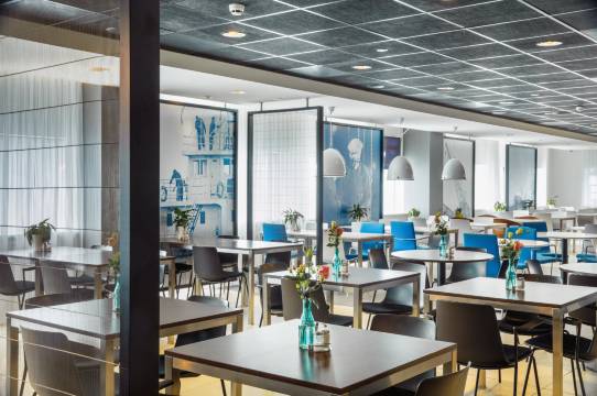 鹿特丹中央车站智选假日酒店(Holiday Inn Express ROTTERDAM - CENTRAL STATION by IHG)