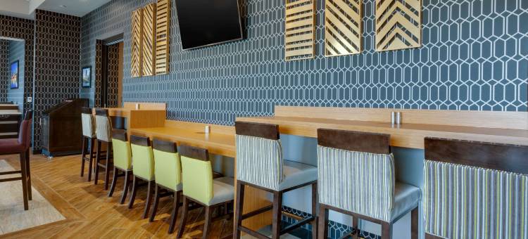 匹兹堡机场-赛特勒斯里奇德鲁里套房酒店(Drury Inn & Suites Pittsburgh Airport Settlers Ridge)图片