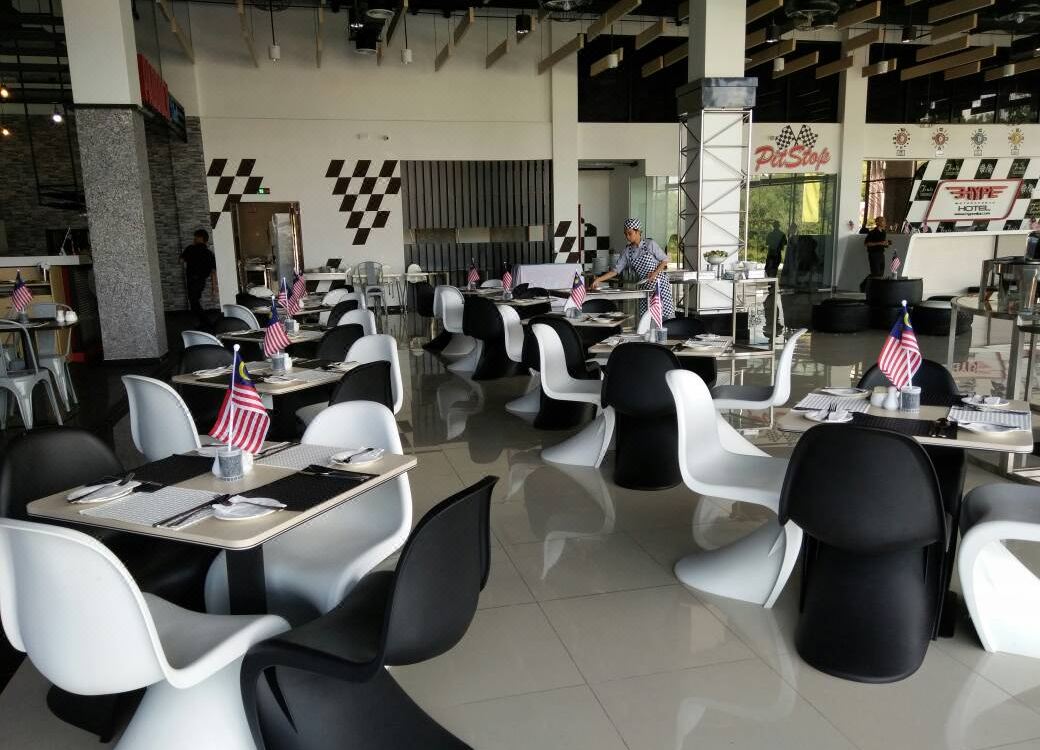 Hype Motorsports Hotel Nilai Hotel Reviews And Room Rates - 
