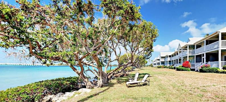 日落村路 5030 号 2 室 1.5 卫别墅(Island 2Br Waterfront Villa 2 Bedroom Villa)图片